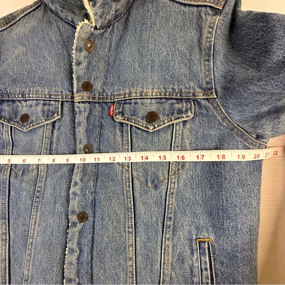 Levi's Blue Denim Jacket with Cream  Sherpa Lining Unisex Size Small - Picture 3 of 5